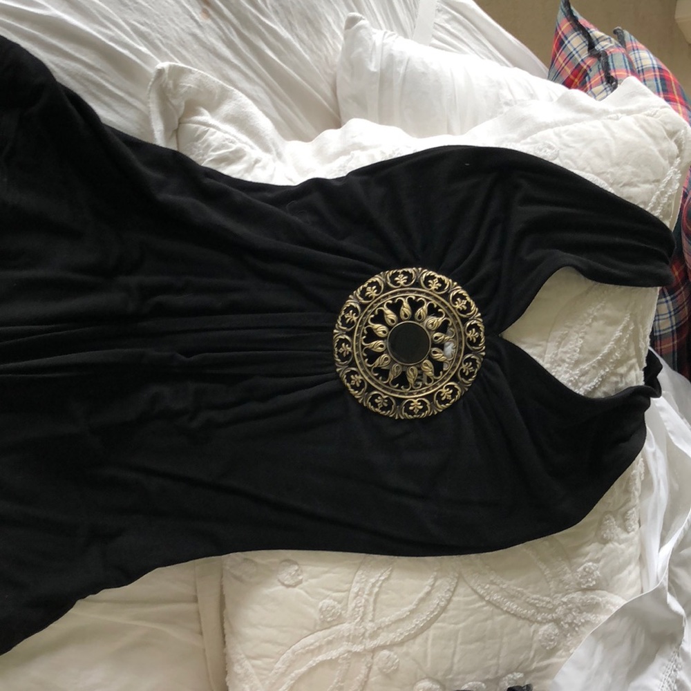 Love stitch over the neck black top